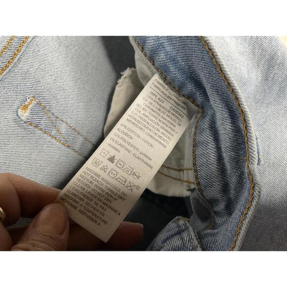 < Levi’s High Waisted Vintage Original Denim Shorts > - Picture 3 of 5